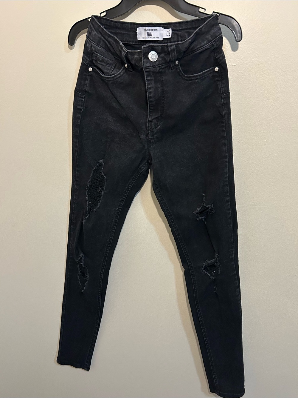 High-Rise Black Distressed Women's Jeans -